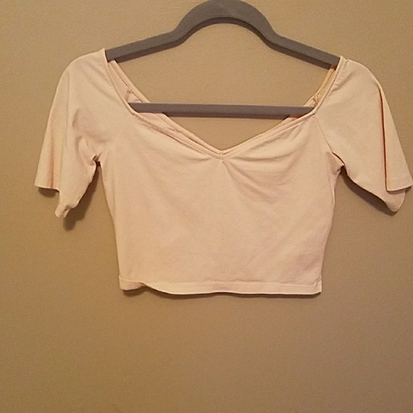 crop tops - Picture 3 of 3